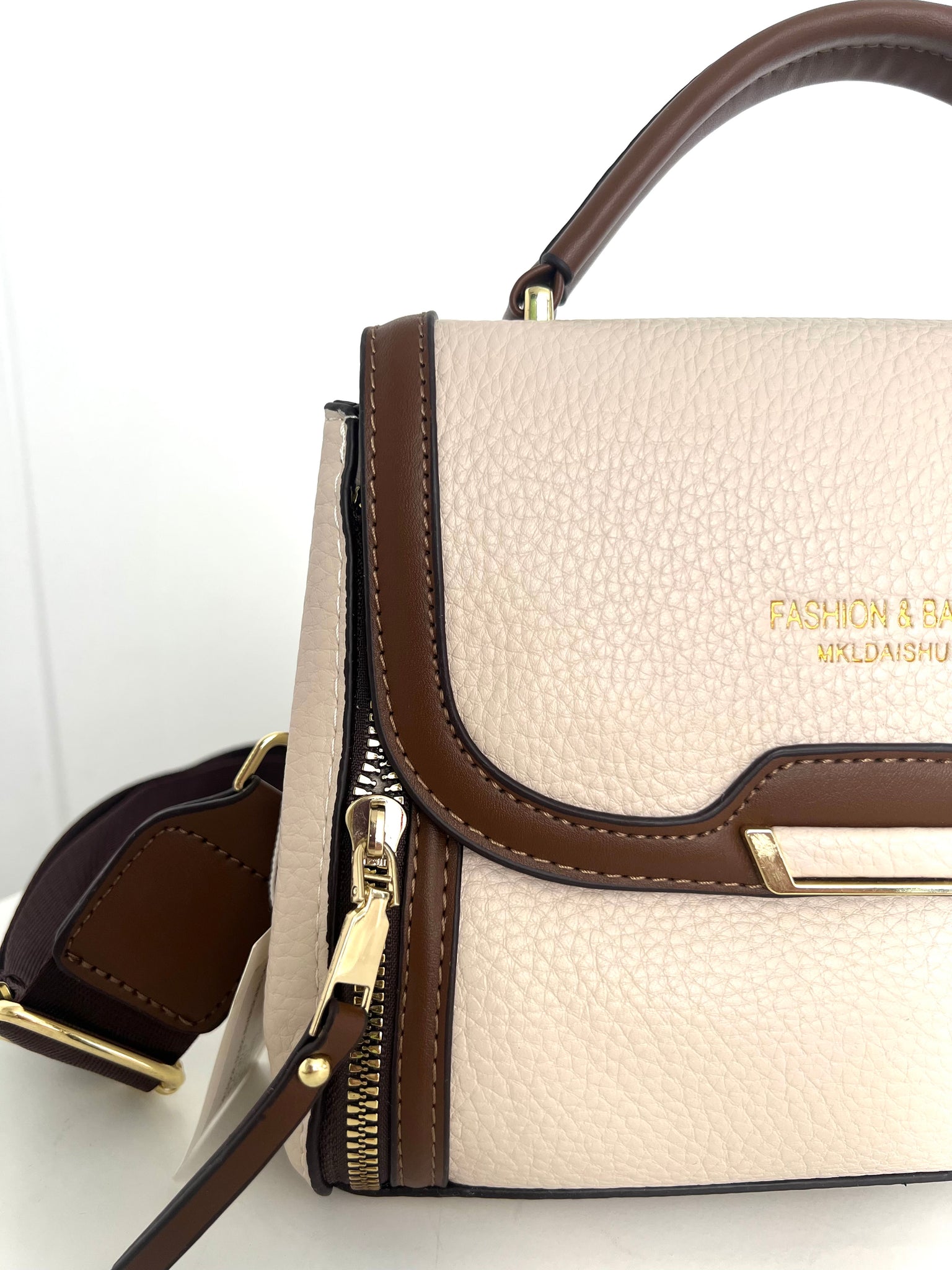 Pia beige